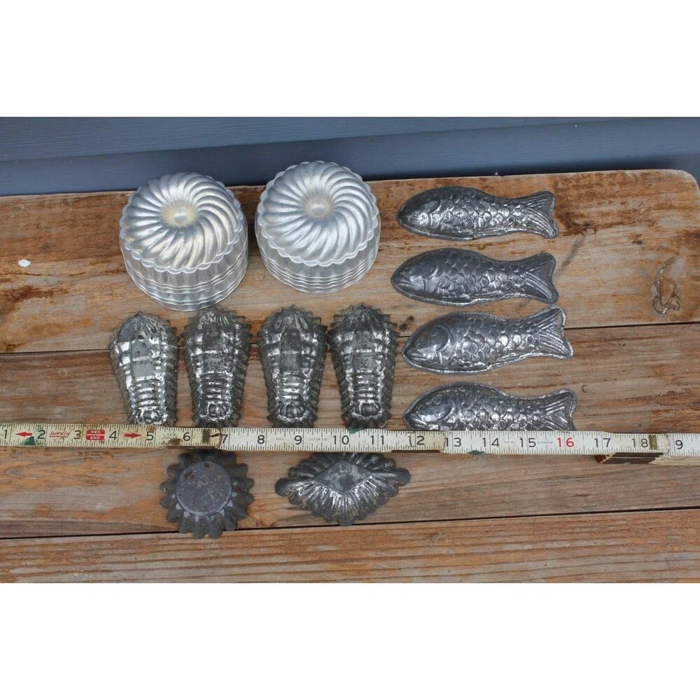 Vintage Lot 22 Fish Bundt Aluminum Metal Tart Cake Jello Baking Molds Crafting - Picture 2 of 6